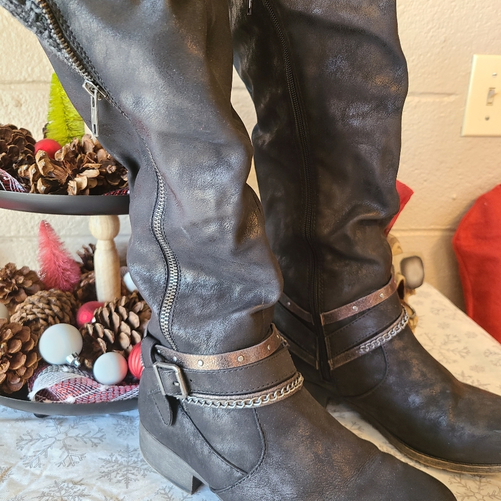 Jellypop Black Boots 8.5 WIDE